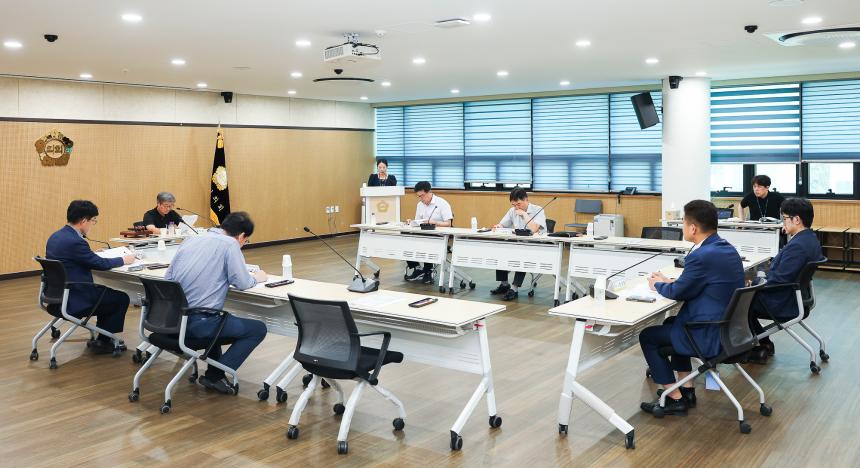 의원연구단체 운영심의위원회