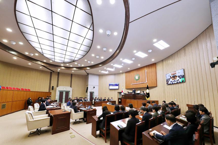 제315회 임시회 제8차 본회의