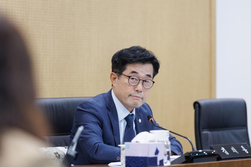 김태흥 의원, 의왕시 지역역건설산업 활성화 촉진 조례 개정 - 4